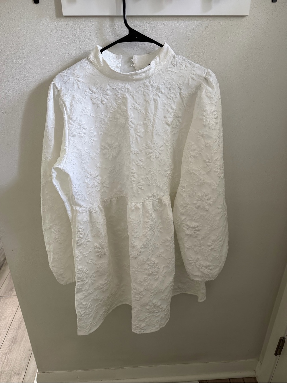 Textured White Embroidered Babydoll Blouse
